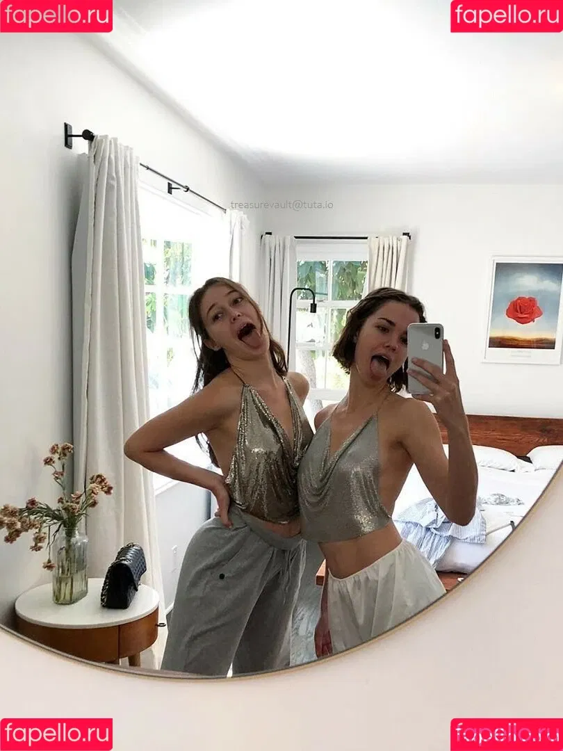 Alycia Debnam Carey / DebnamCarey / alyciajasmin Onlyfans Photo Gallery 