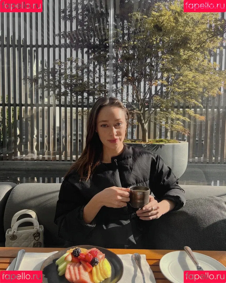Alycia Debnam Carey / DebnamCarey / alyciajasmin Onlyfans Photo Gallery 