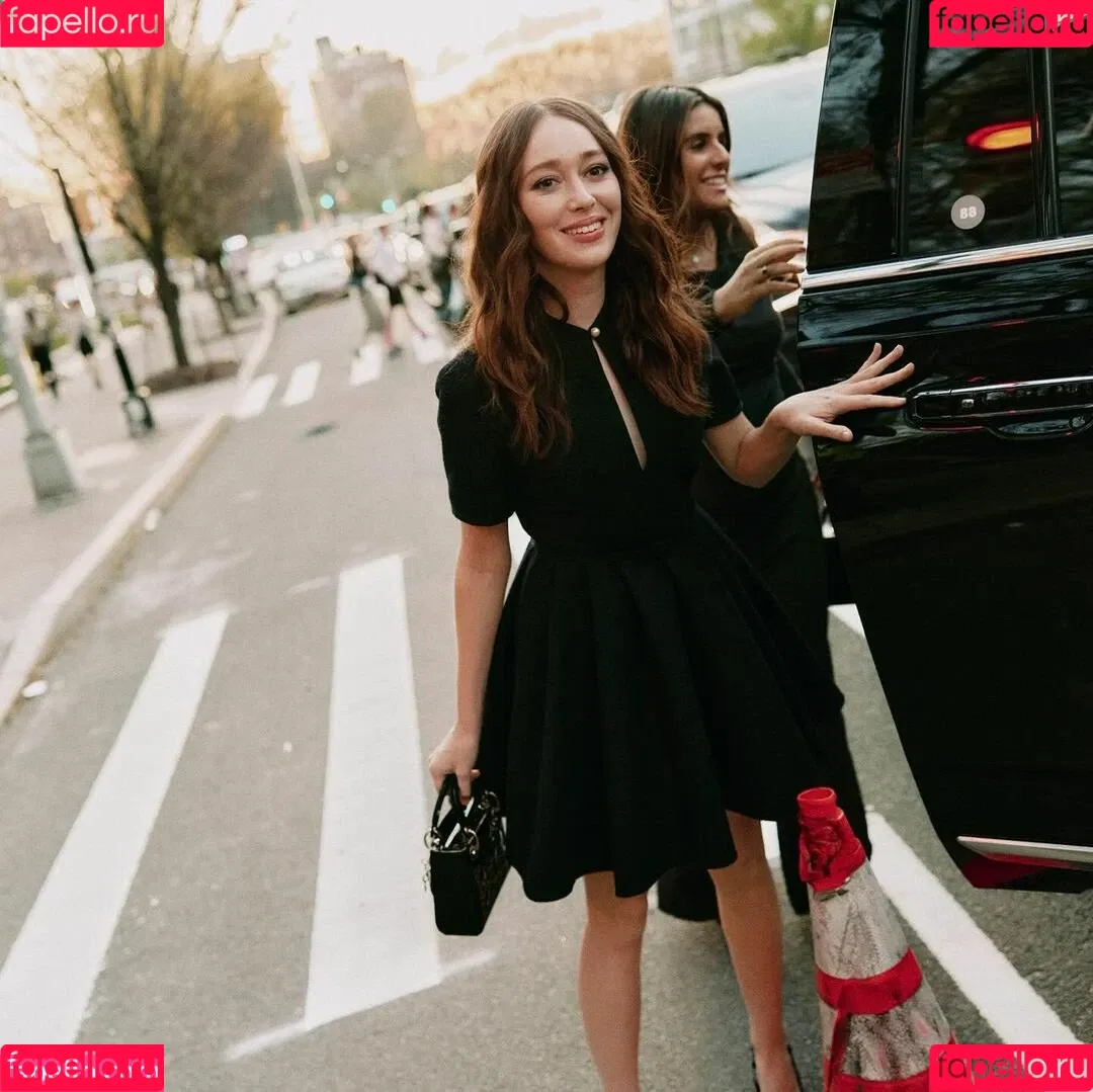 Alycia Debnam Carey / DebnamCarey / alyciajasmin Onlyfans Photo Gallery 