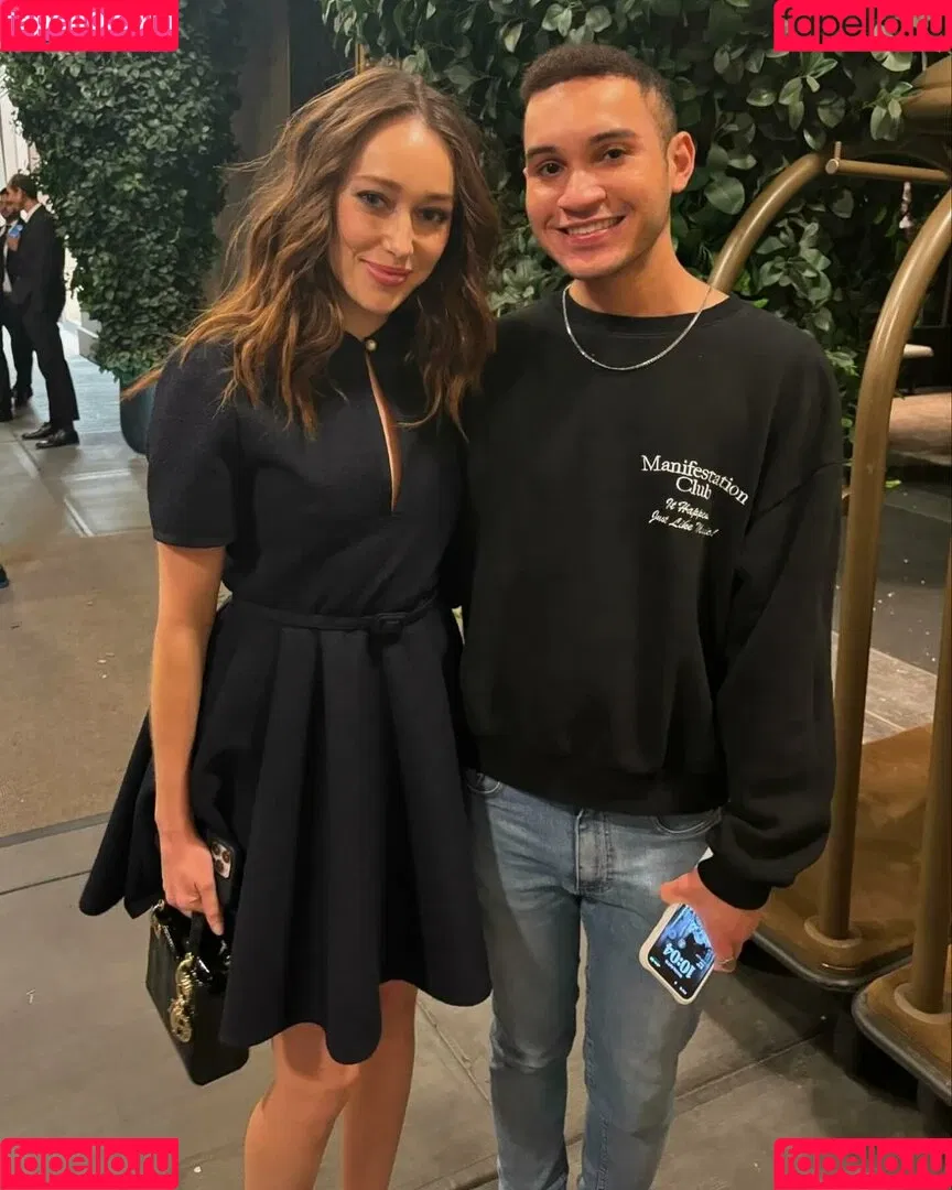 Alycia Debnam Carey / DebnamCarey / alyciajasmin Onlyfans Photo Gallery 