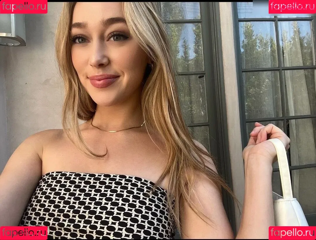 Alycia Debnam Carey / DebnamCarey / alyciajasmin Onlyfans Photo Gallery 