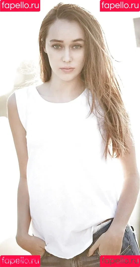 Alycia Debnam Carey / DebnamCarey / alyciajasmin Onlyfans Photo Gallery 
