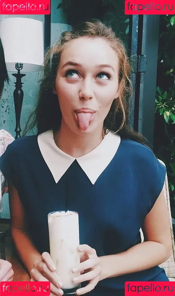 Alycia Debnam Carey / DebnamCarey / alyciajasmin Onlyfans Photo Gallery 