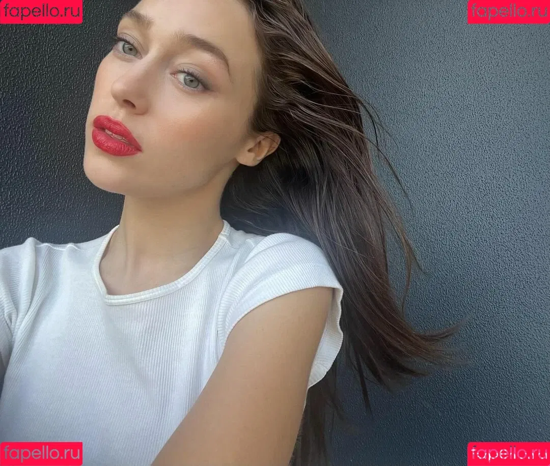 Alycia Debnam Carey / DebnamCarey / alyciajasmin Onlyfans Photo Gallery 