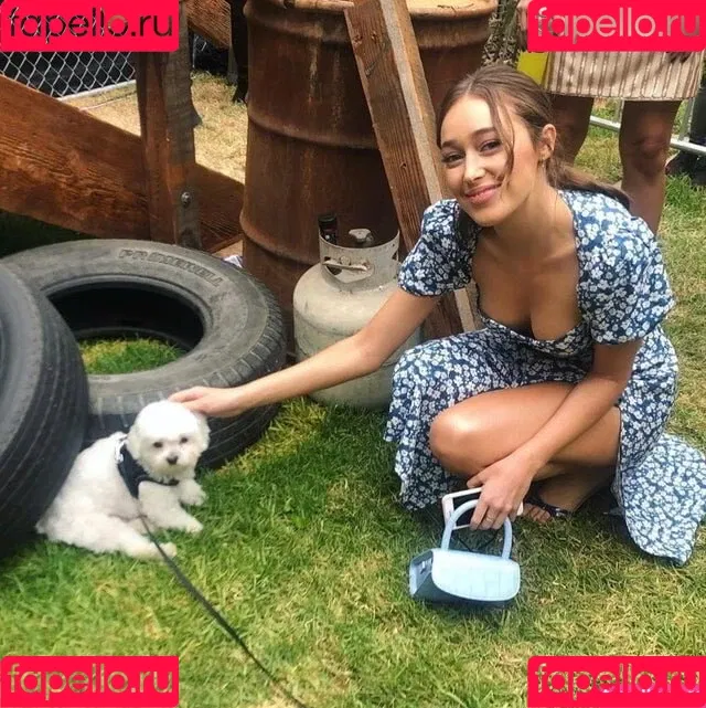 Alycia Debnam Carey / DebnamCarey / alyciajasmin Onlyfans Photo Gallery 