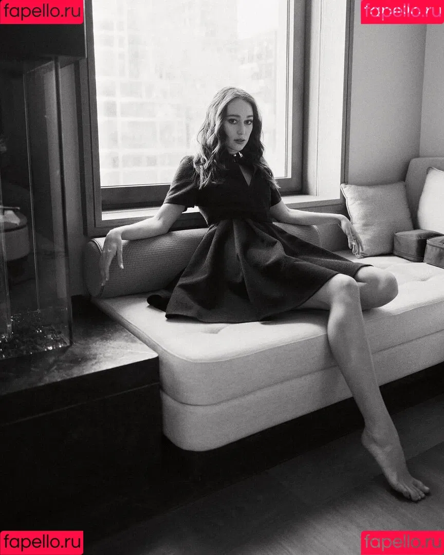 Alycia Debnam Carey / DebnamCarey / alyciajasmin Onlyfans Photo Gallery 