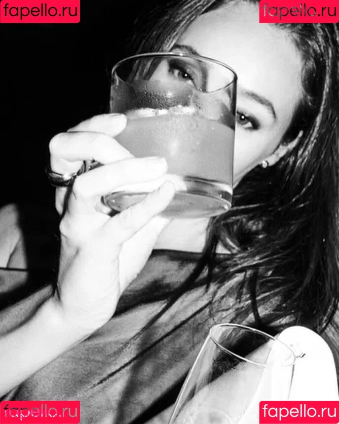 Alycia Debnam Carey / DebnamCarey / alyciajasmin Onlyfans Photo Gallery 