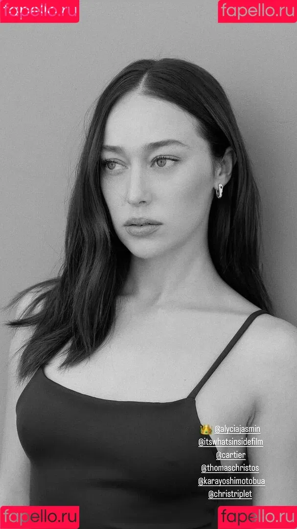 Alycia Debnam Carey / DebnamCarey / alyciajasmin Onlyfans Photo Gallery 