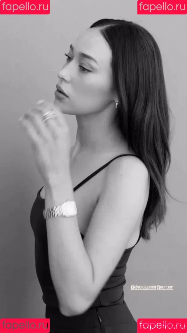 Alycia Debnam Carey / DebnamCarey / alyciajasmin Onlyfans Photo Gallery 