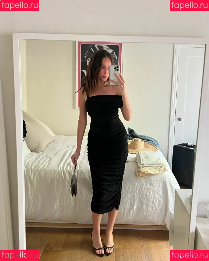 Alycia Debnam Carey / DebnamCarey / alyciajasmin Onlyfans Photo Gallery 