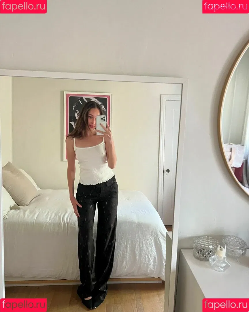 Alycia Debnam Carey / DebnamCarey / alyciajasmin Onlyfans Photo Gallery 