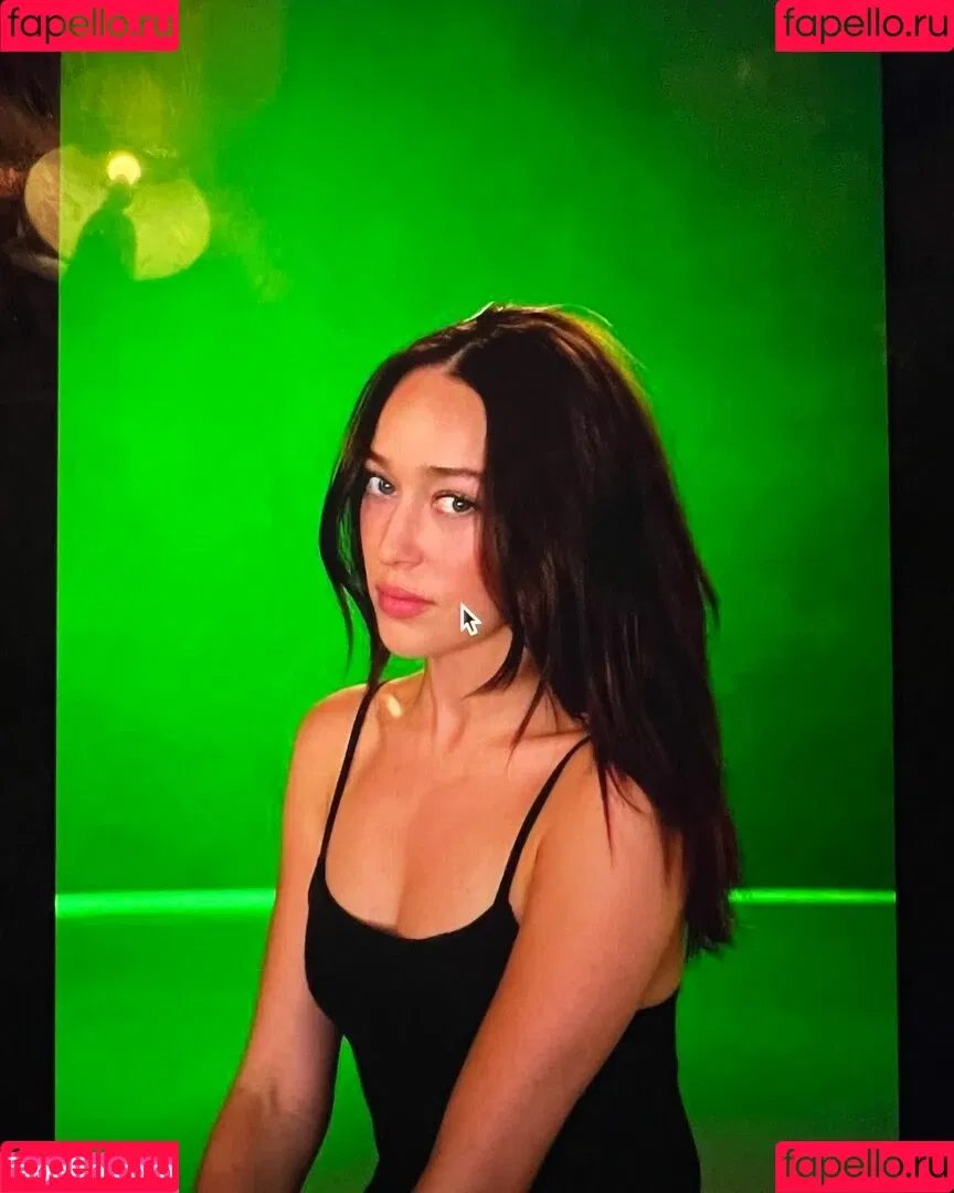 Alycia Debnam Carey / DebnamCarey / alyciajasmin Onlyfans Photo Gallery 