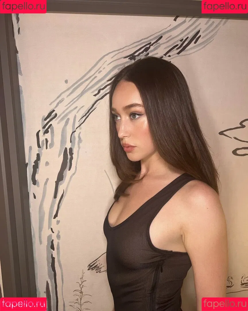 Alycia Debnam Carey / DebnamCarey / alyciajasmin Onlyfans Photo Gallery 