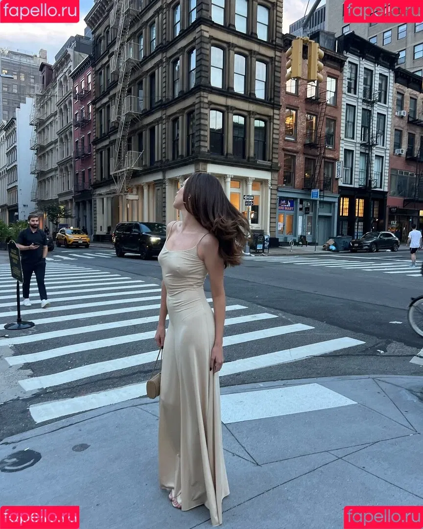 Alycia Debnam Carey / DebnamCarey / alyciajasmin Onlyfans Photo Gallery 