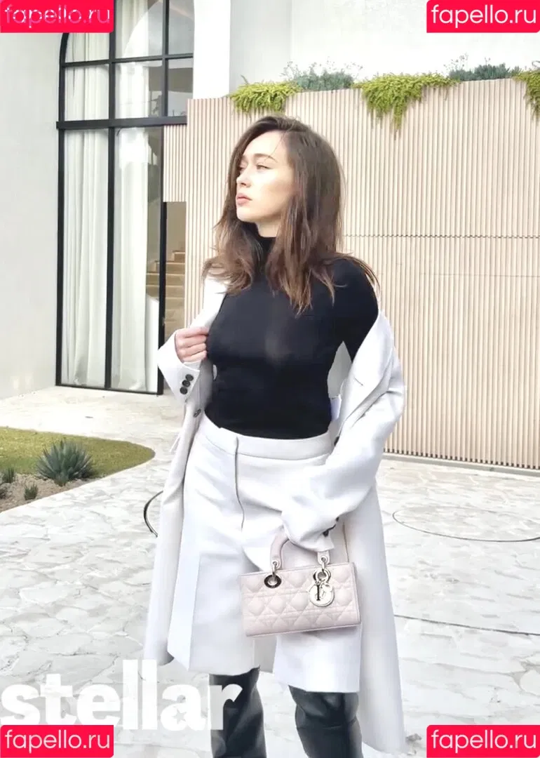 Alycia Debnam Carey / DebnamCarey / alyciajasmin Onlyfans Photo Gallery 
