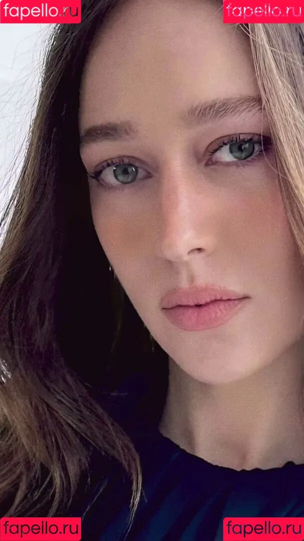 Alycia Debnam Carey / DebnamCarey / alyciajasmin Onlyfans Photo Gallery 