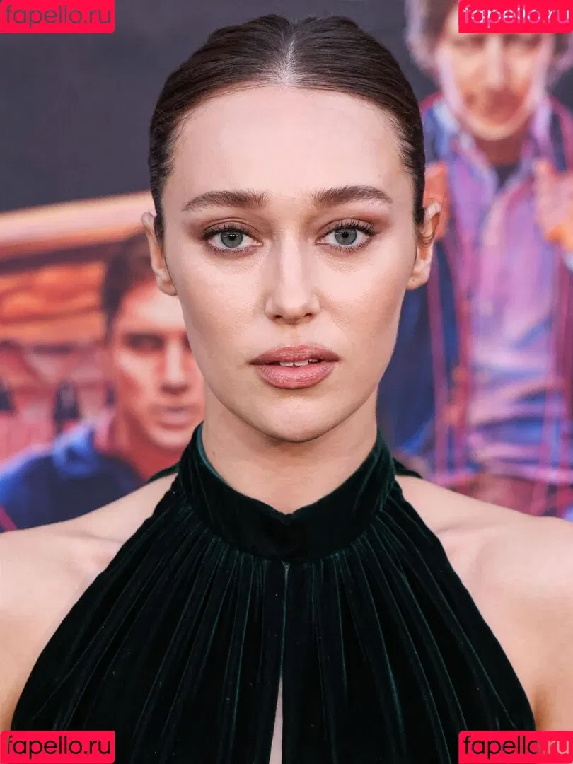 Alycia Debnam Carey / DebnamCarey / alyciajasmin Onlyfans Photo Gallery 