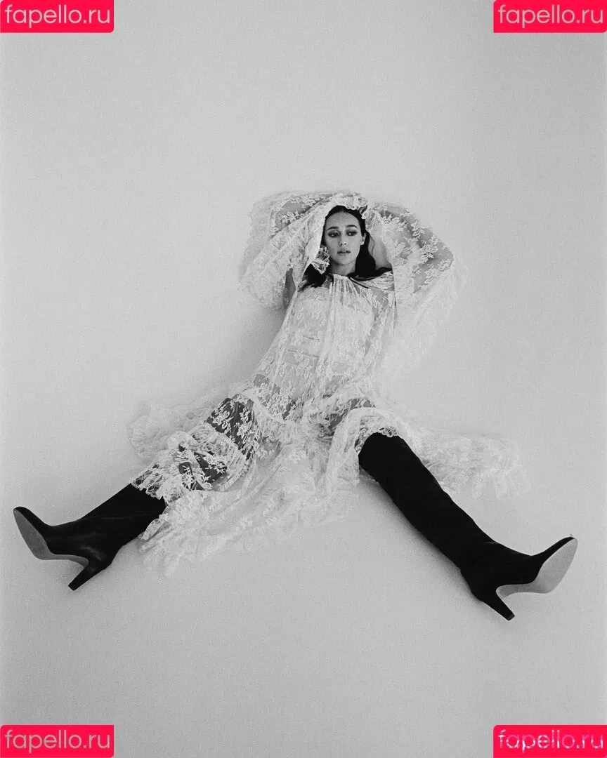 Alycia Debnam Carey / DebnamCarey / alyciajasmin Onlyfans Photo Gallery 