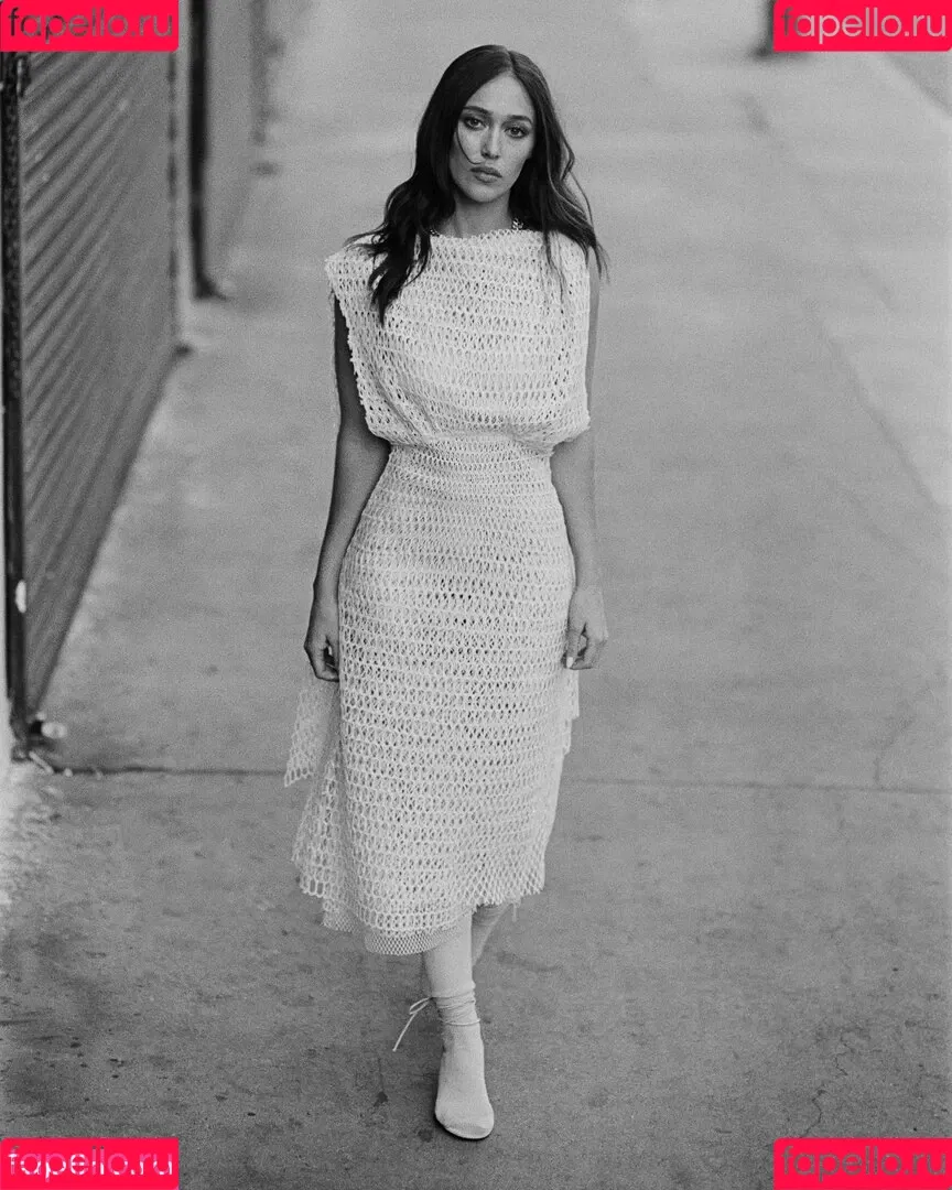 Alycia Debnam Carey / DebnamCarey / alyciajasmin Onlyfans Photo Gallery 