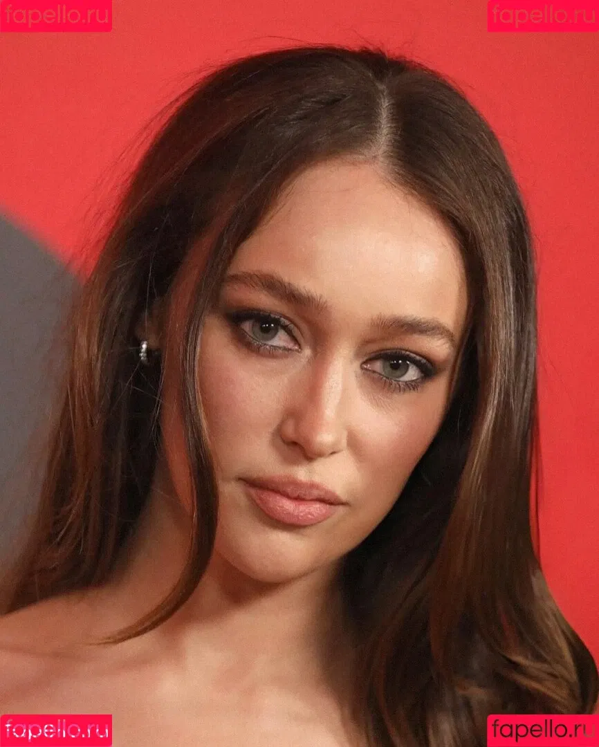 Alycia Debnam Carey / DebnamCarey / alyciajasmin Onlyfans Photo Gallery 