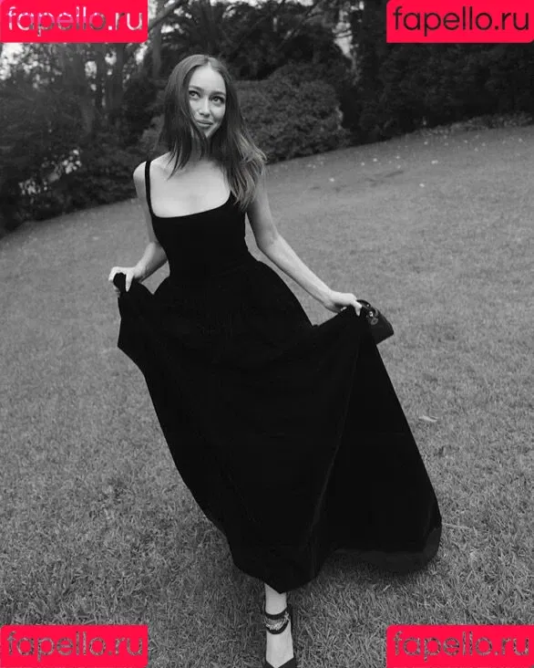 Alycia Debnam Carey / DebnamCarey / alyciajasmin Onlyfans Photo Gallery 