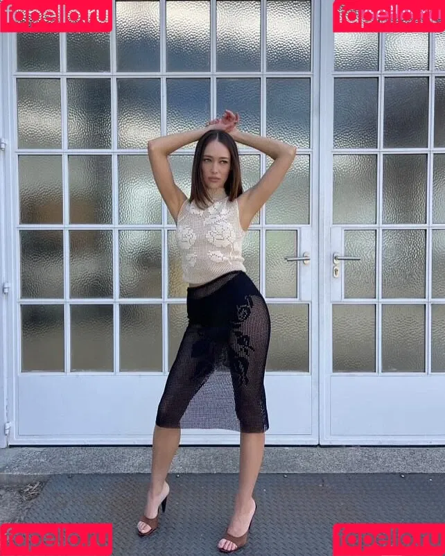 Alycia Debnam Carey / DebnamCarey / alyciajasmin Onlyfans Photo Gallery 