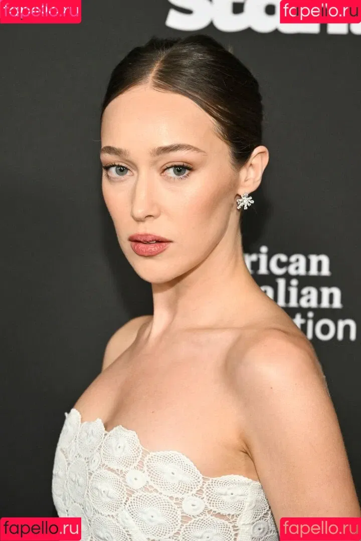 Alycia Debnam Carey / DebnamCarey / alyciajasmin Onlyfans Photo Gallery 