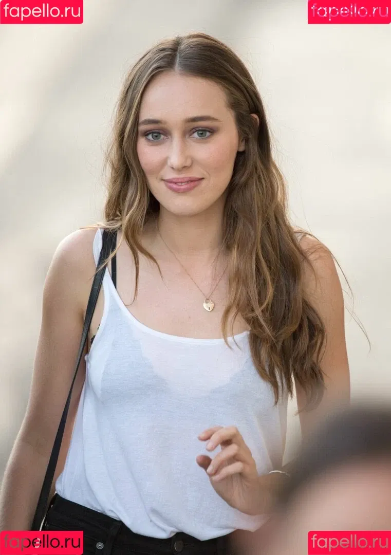 Alycia Debnam Carey / DebnamCarey / alyciajasmin Onlyfans Photo Gallery 
