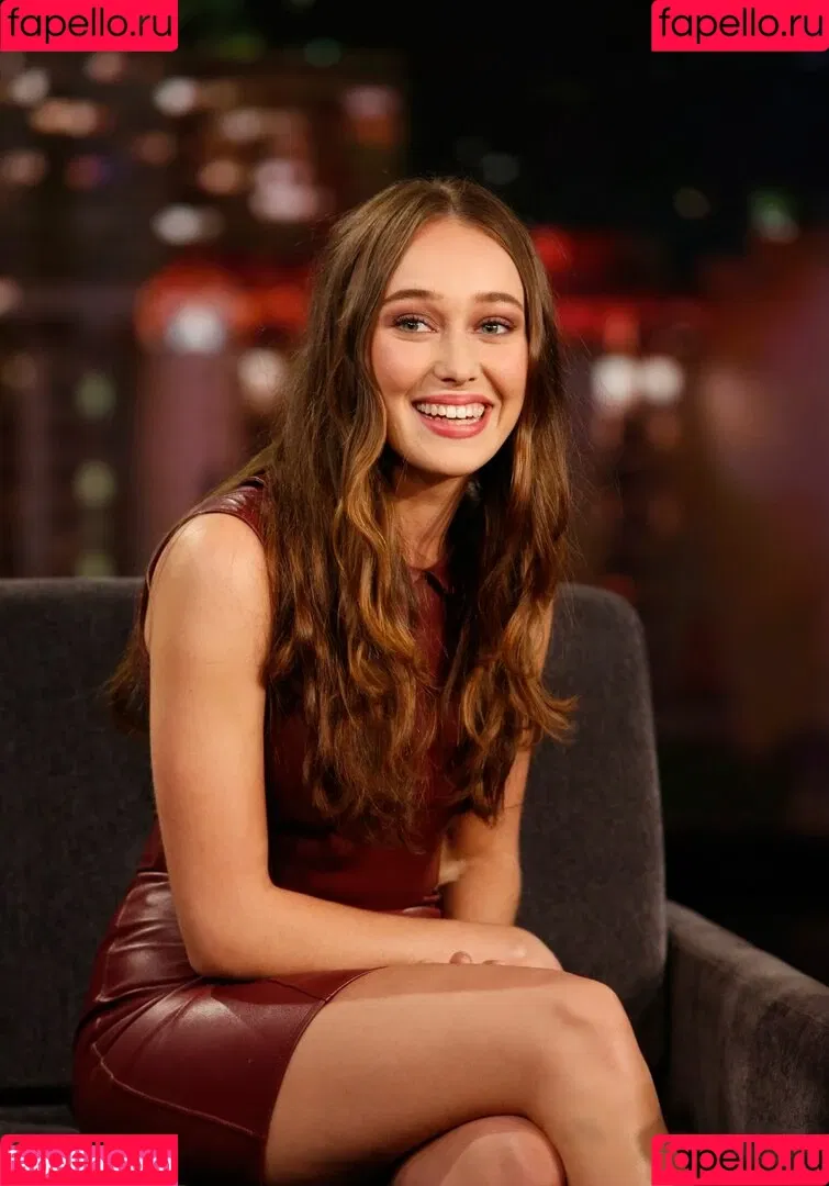 Alycia Debnam Carey / DebnamCarey / alyciajasmin Onlyfans Photo Gallery 