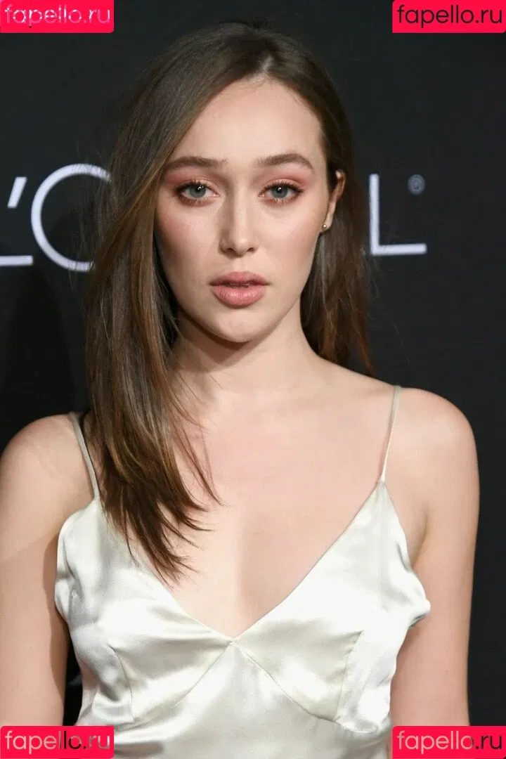 Alycia Debnam Carey / DebnamCarey / alyciajasmin Onlyfans Photo Gallery 