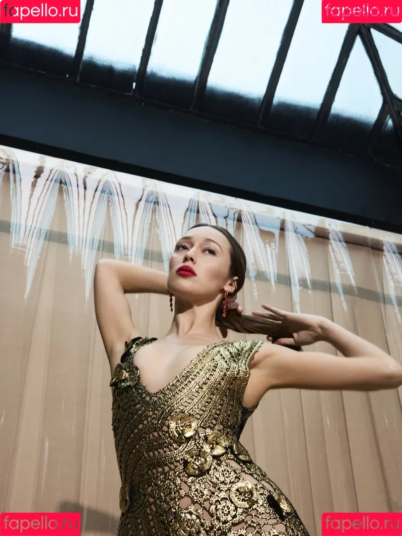 Alycia Debnam Carey / DebnamCarey / alyciajasmin Onlyfans Photo Gallery 