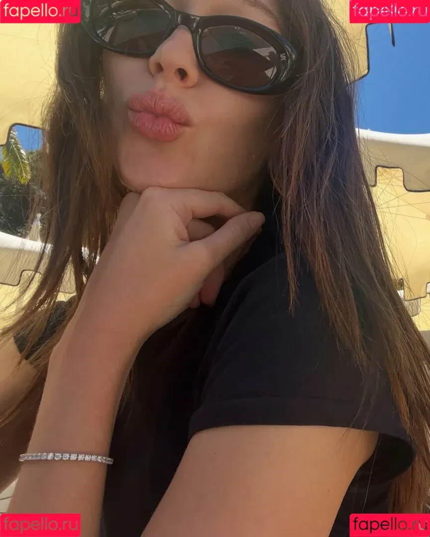 Alycia Debnam Carey / DebnamCarey / alyciajasmin Onlyfans Photo Gallery 