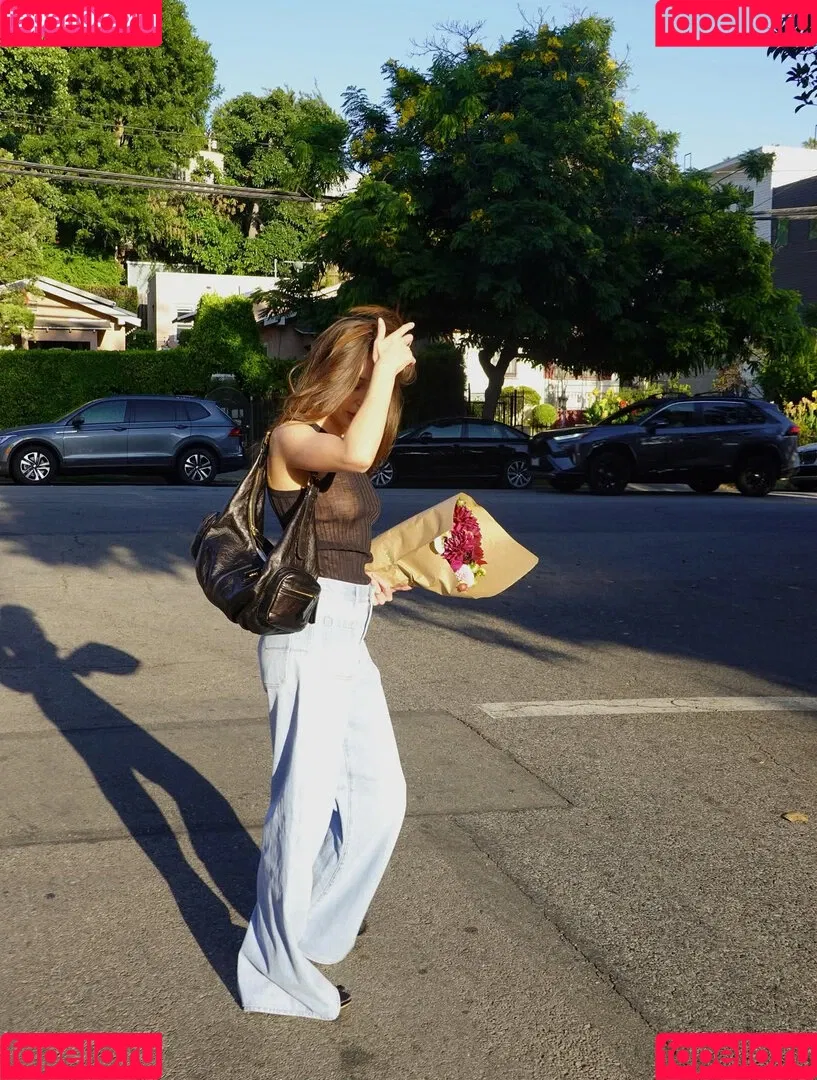 Alycia Debnam Carey / DebnamCarey / alyciajasmin Onlyfans Photo Gallery 