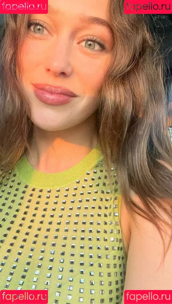 Alycia Debnam Carey / DebnamCarey / alyciajasmin Onlyfans Photo Gallery 