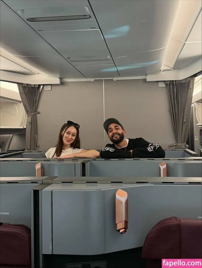 Alycia Debnam Carey / DebnamCarey / alyciajasmin Onlyfans Photo Gallery 