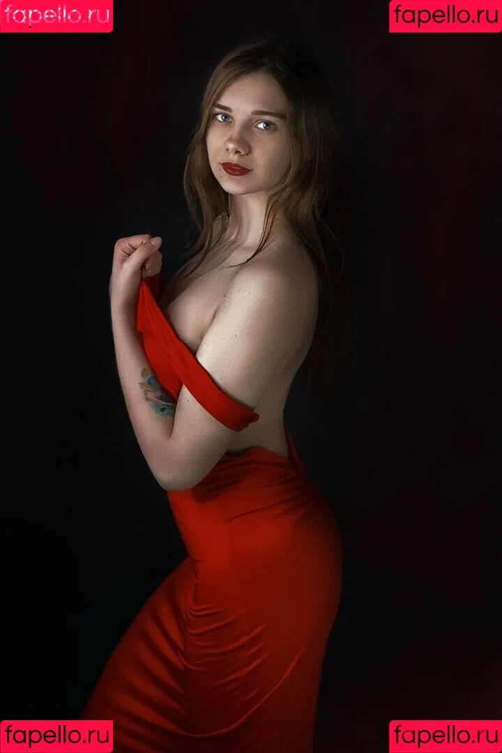 N__Tihomirova / Natali Tihomirova / natalia__tihomirovafanpage99 Onlyfans Photo Gallery 