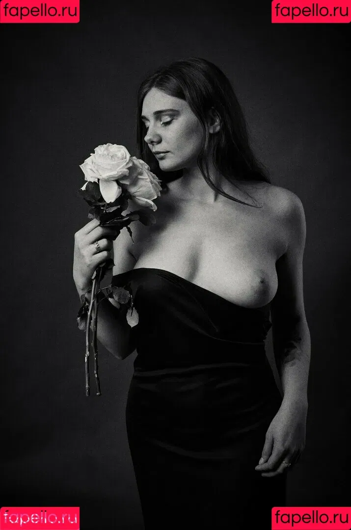 N__Tihomirova / Natali Tihomirova / natalia__tihomirovafanpage99 Onlyfans Photo Gallery 