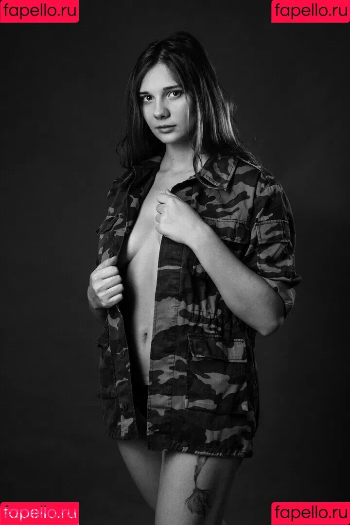 N__Tihomirova / Natali Tihomirova / natalia__tihomirovafanpage99 Onlyfans Photo Gallery 