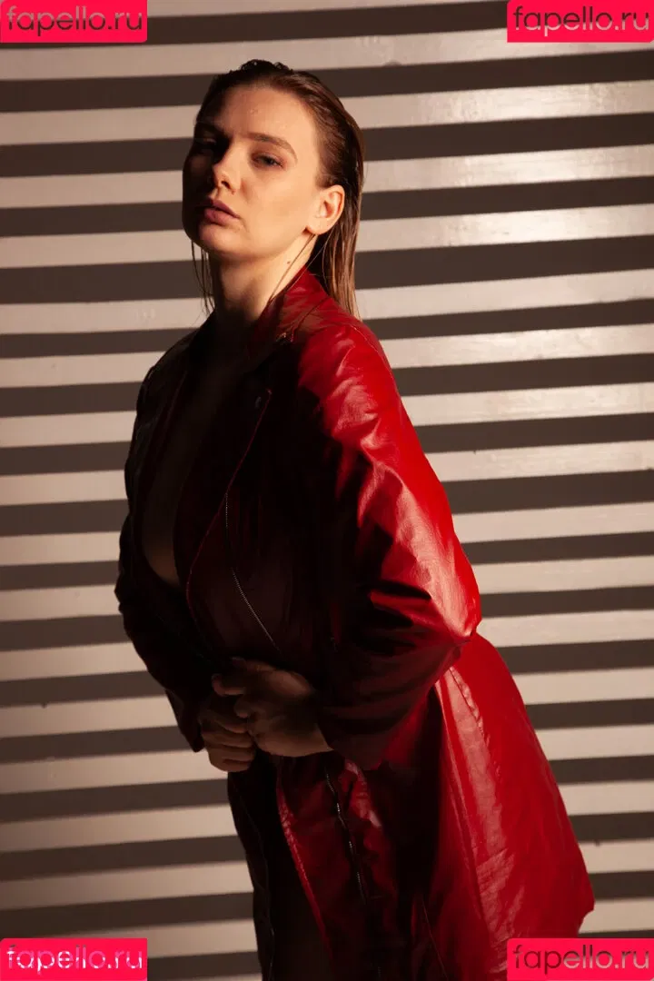 N__Tihomirova / Natali Tihomirova / natalia__tihomirovafanpage99 Onlyfans Photo Gallery 