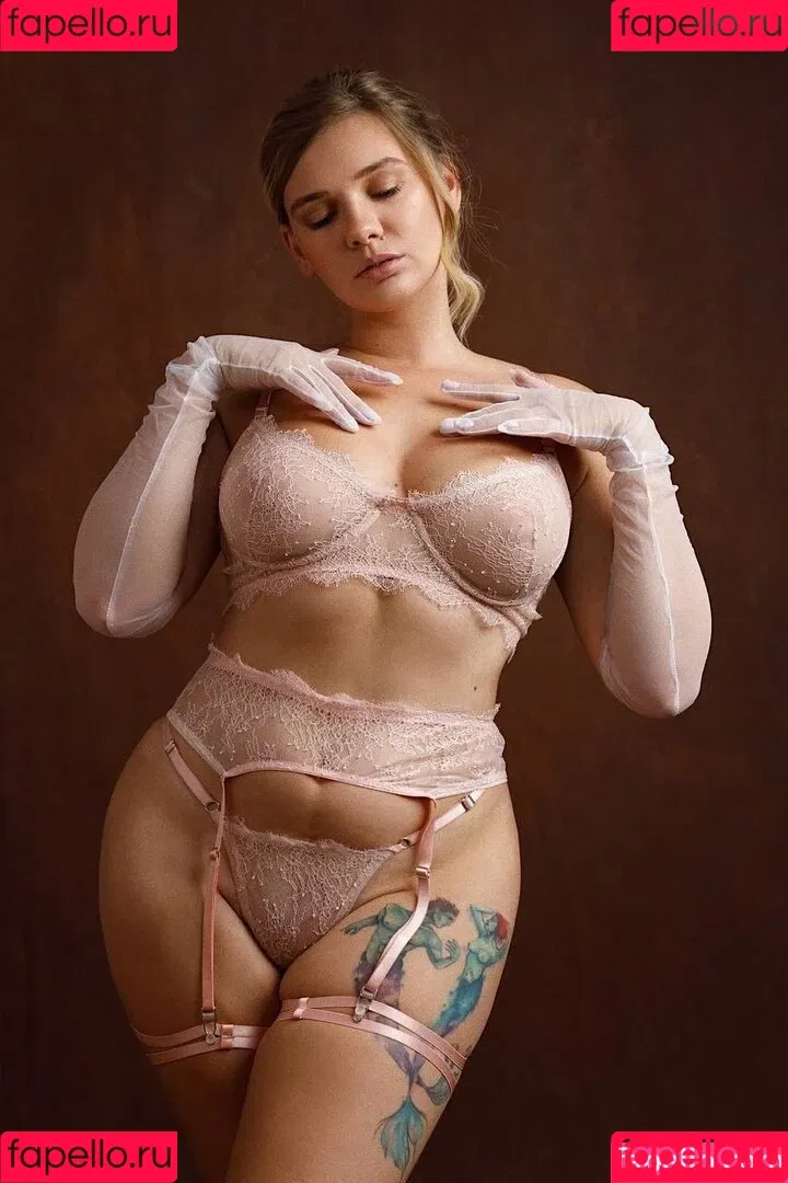 N__Tihomirova / Natali Tihomirova / natalia__tihomirovafanpage99 Onlyfans Photo Gallery 