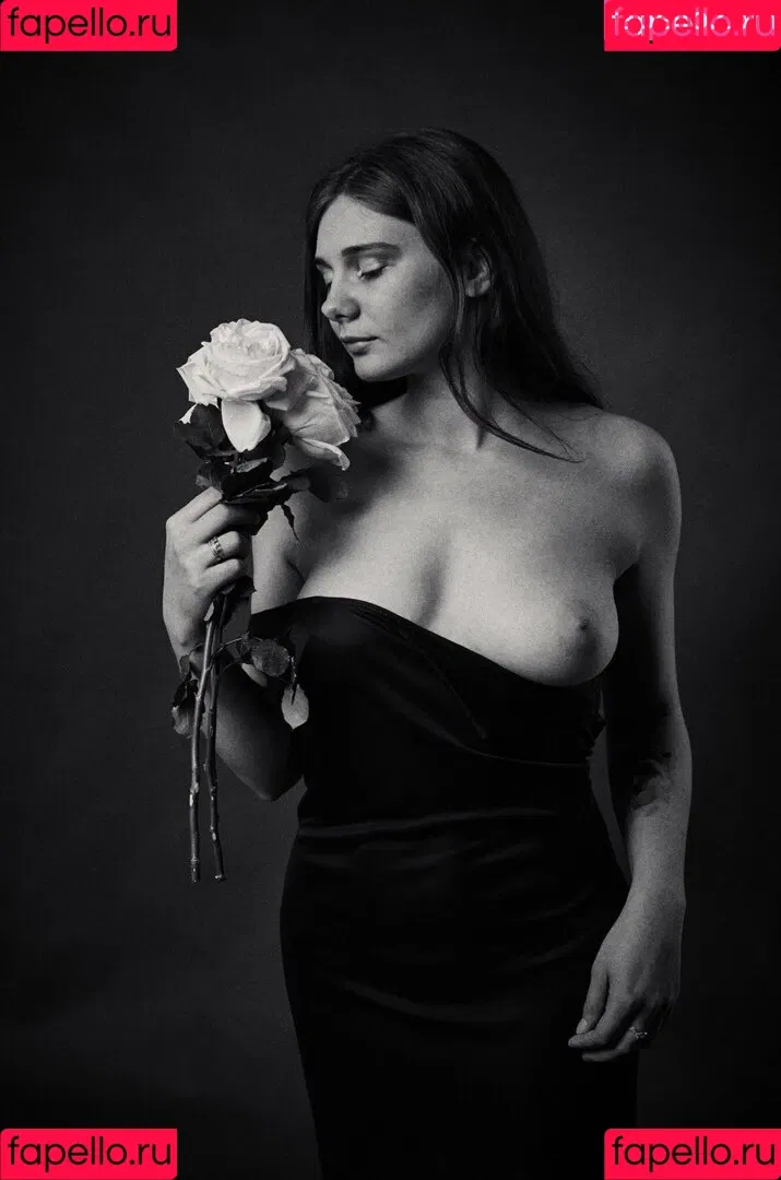 N__Tihomirova / Natali Tihomirova / natalia__tihomirovafanpage99 Onlyfans Photo Gallery 