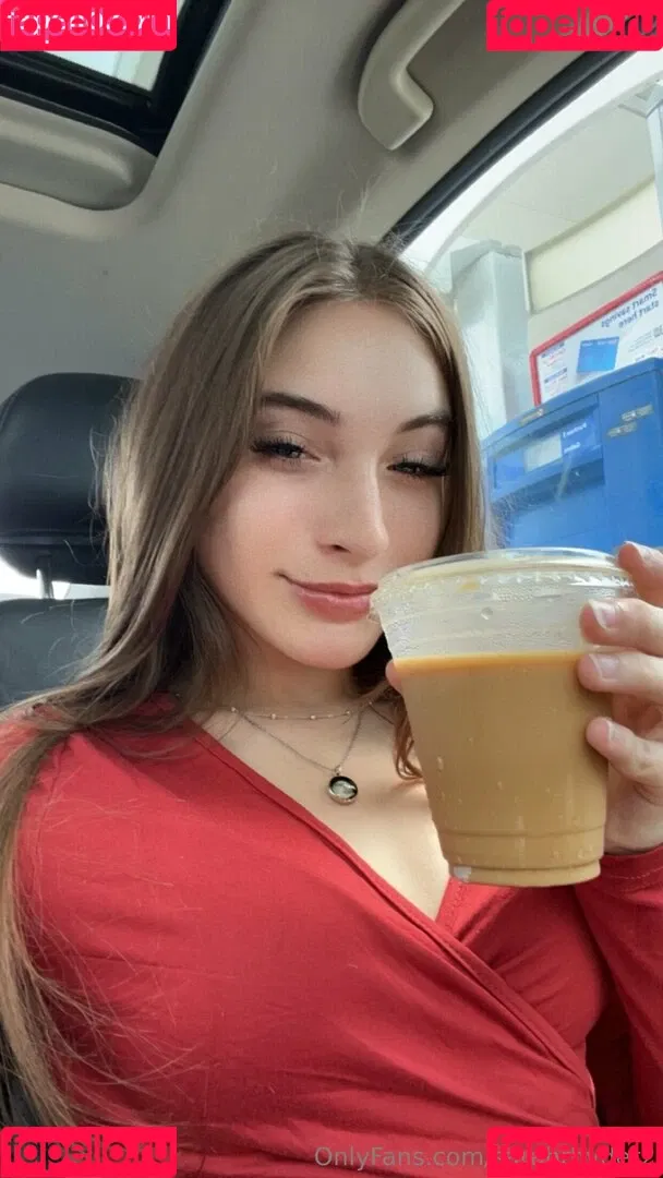 sarahrhyder2 / sarahtheryder Onlyfans Photo Gallery 