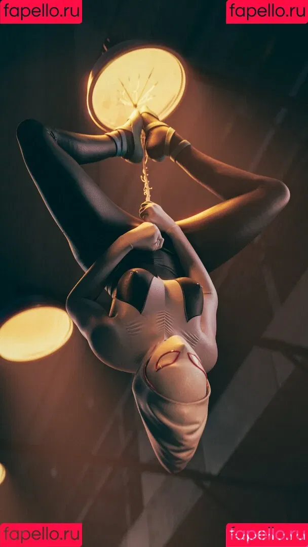 Gwen Stacy / Spider-Man / emstonelove Onlyfans Photo Gallery 