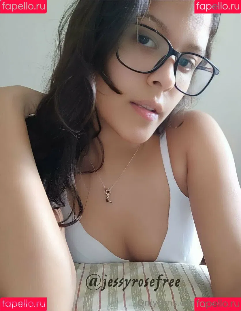 darklaurie / darklory / lory19_00 Onlyfans Photo Gallery 