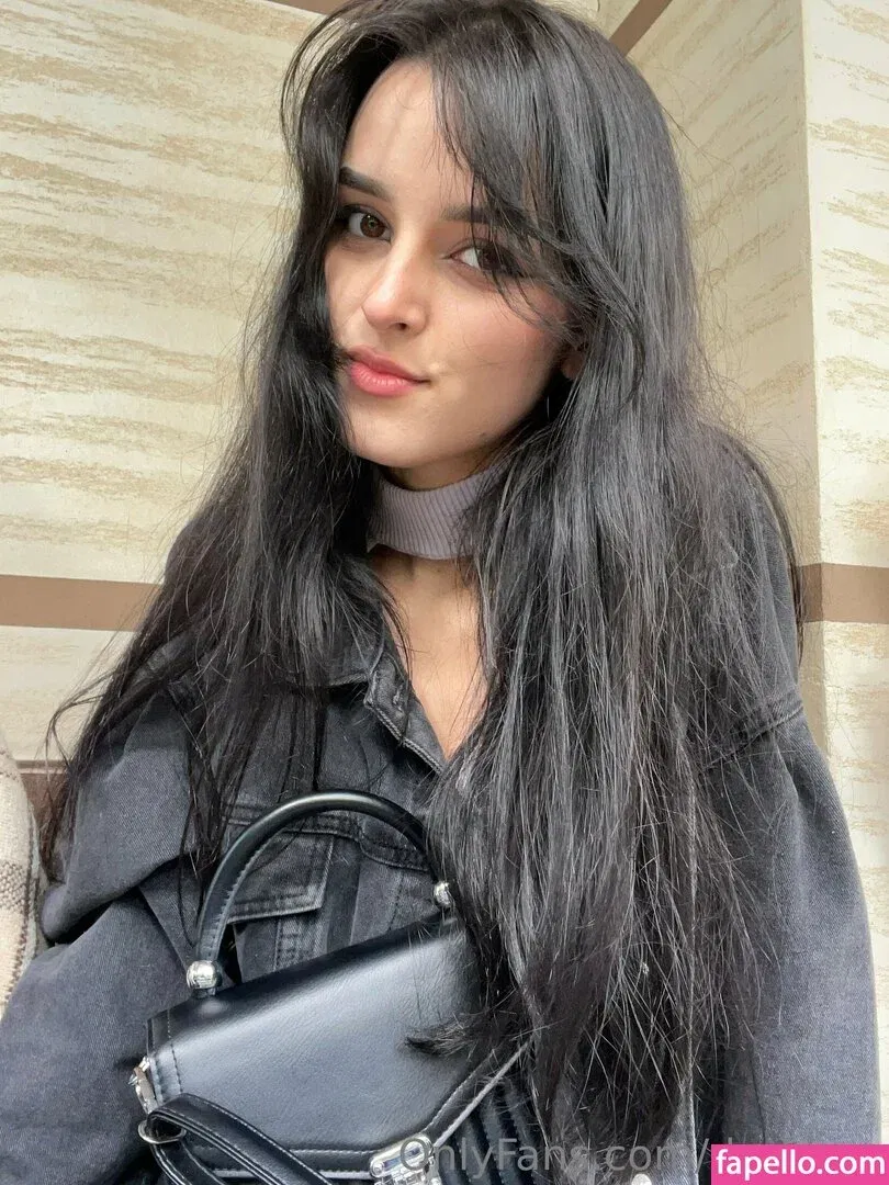 darklaurie / darklory / lory19_00 Onlyfans Photo Gallery 