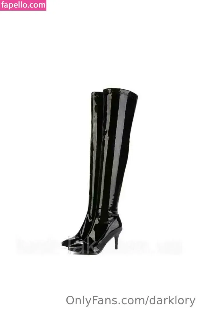 darklaurie / darklory / lory19_00 Onlyfans Photo Gallery 