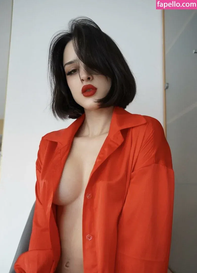 darklaurie / darklory / lory19_00 Onlyfans Photo Gallery 