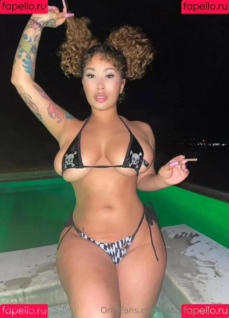 Moonformation / moonformation.us Onlyfans Photo Gallery 