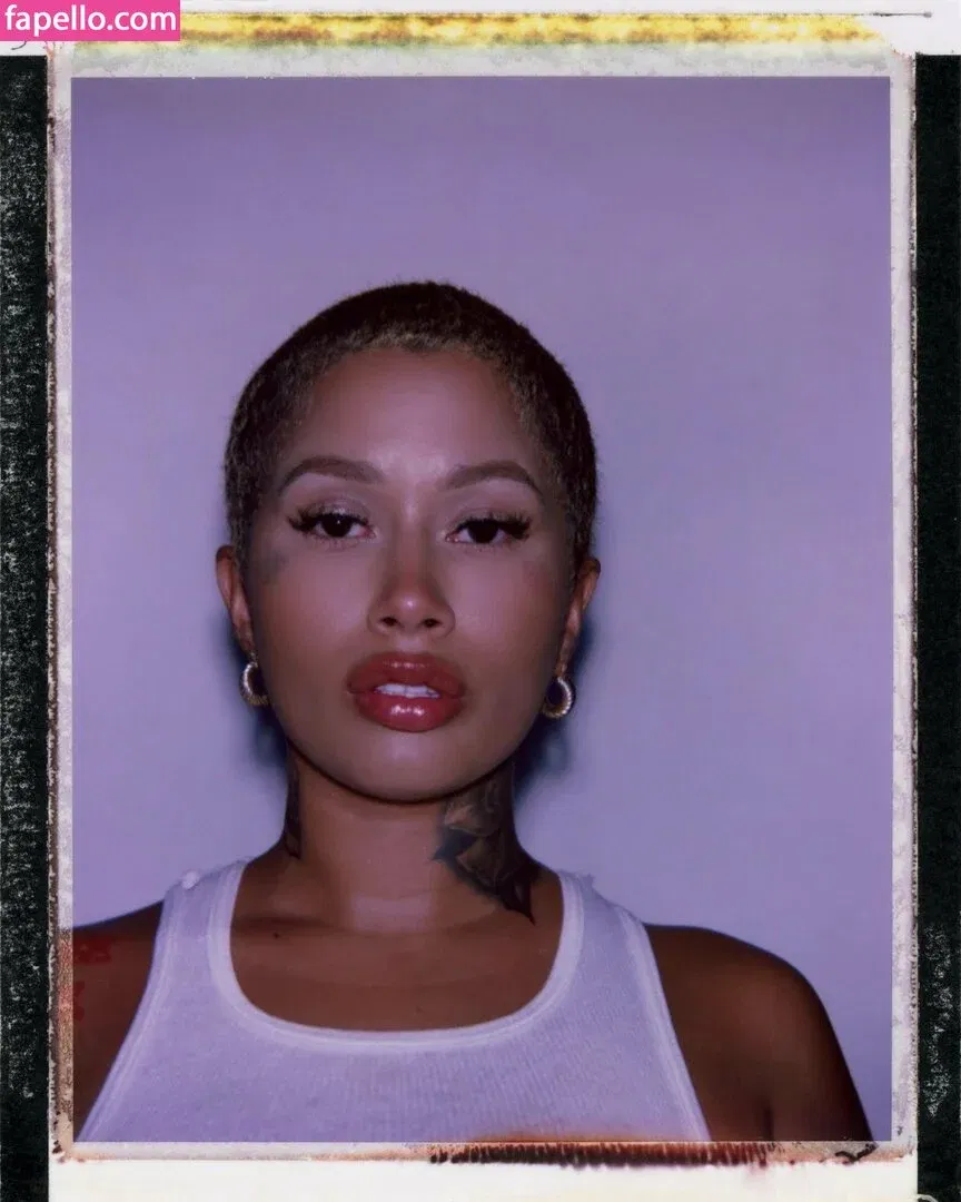 Moonformation / moonformation.us Onlyfans Photo Gallery 