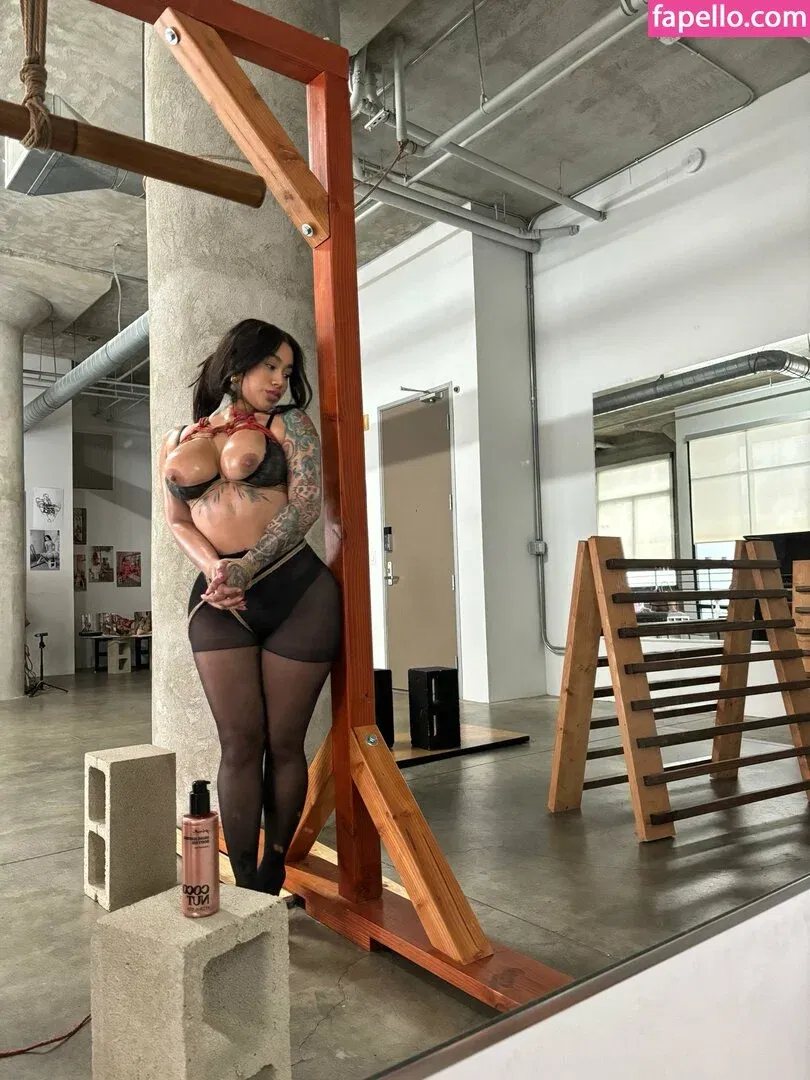 Moonformation / moonformation.us Onlyfans Photo Gallery 